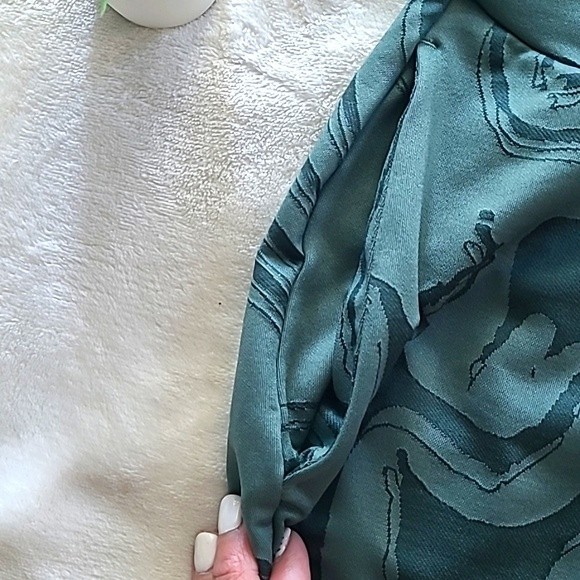 Women's Gymshark Contouring High Waisted Legging Green Size Small Yoga Pants Fit - Picture 5 of 8